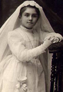 Marguerite en communiante